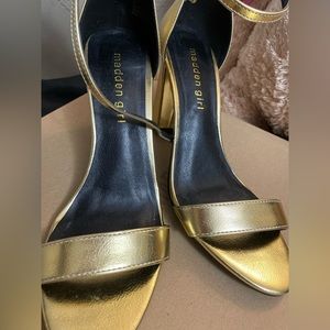 Gold madden girl heels